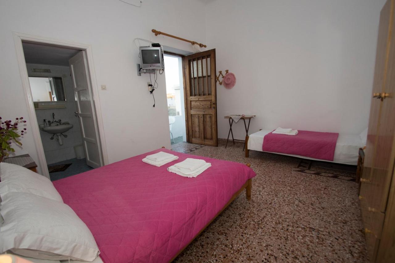 Damianos Rooms Αδάμας Εξωτερικό φωτογραφία