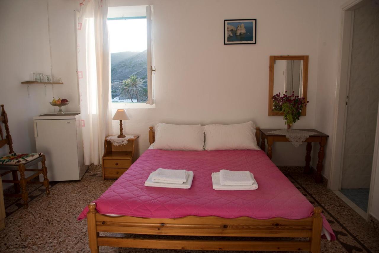 Damianos Rooms Αδάμας Εξωτερικό φωτογραφία