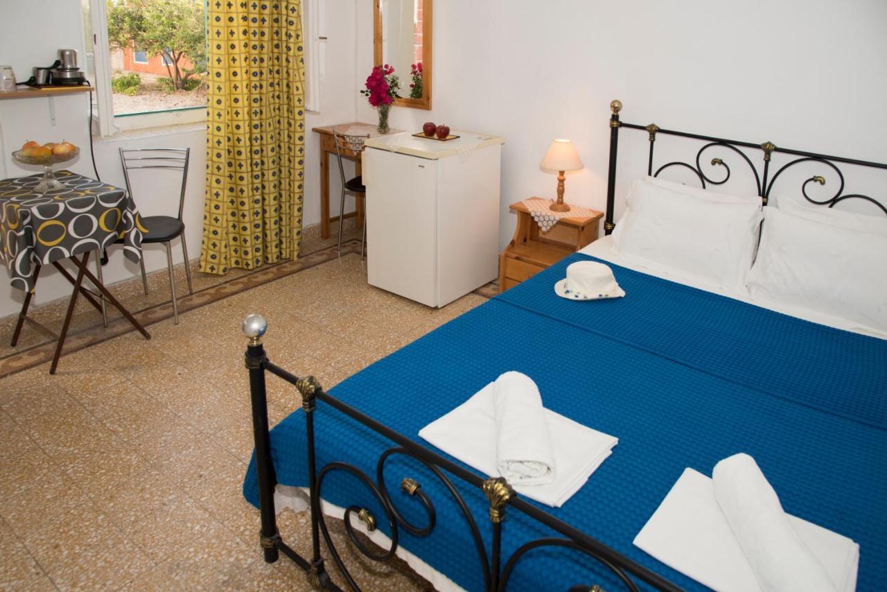 Damianos Rooms Αδάμας Εξωτερικό φωτογραφία